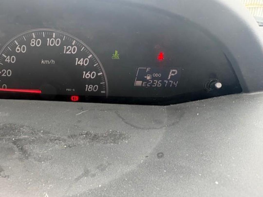 Photo '13' of Toyota Vitz