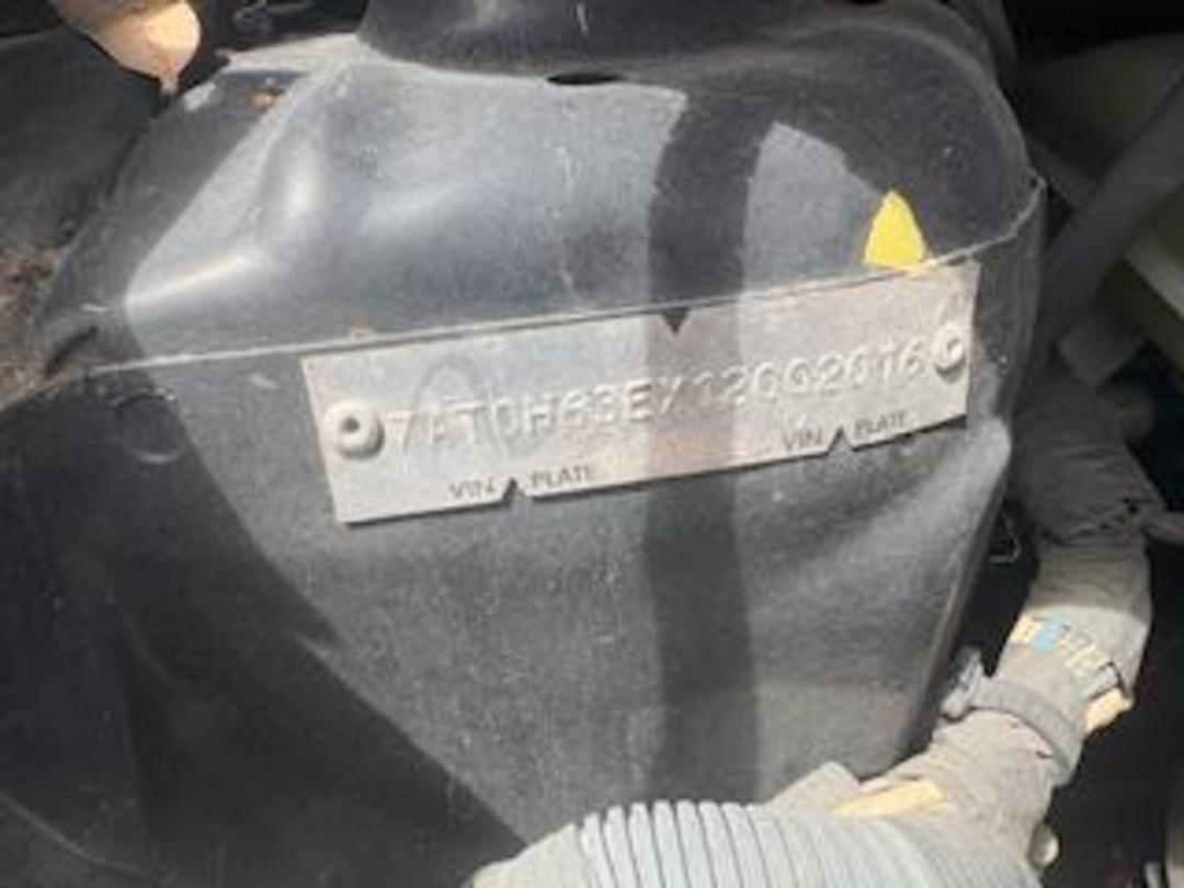 Photo '16' of Toyota Vitz