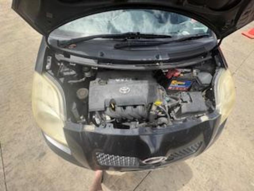 Photo '18' of Toyota Vitz