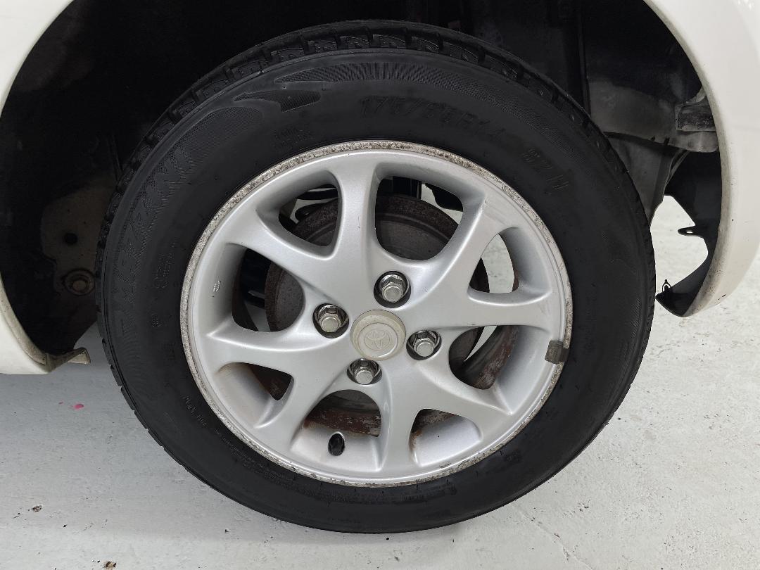 Photo '11' of Toyota Vitz Photo '11' of Toyota Vitz