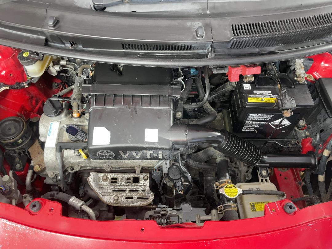 Photo '13' of Toyota Vitz