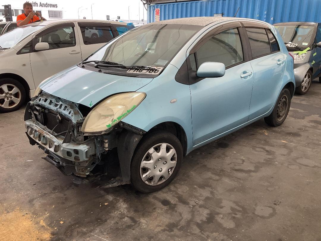 Photo '7' of Toyota Vitz Photo '7' of Toyota Vitz