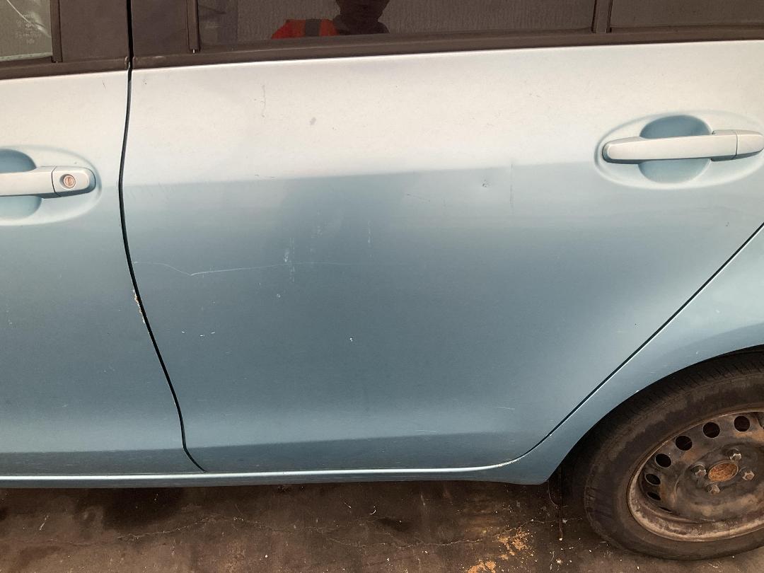 Photo '10' of Toyota Vitz Photo '10' of Toyota Vitz