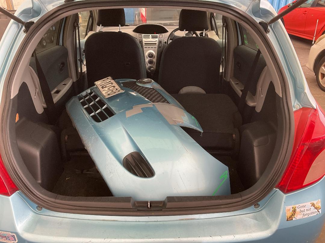 Photo '15' of Toyota Vitz Photo '15' of Toyota Vitz