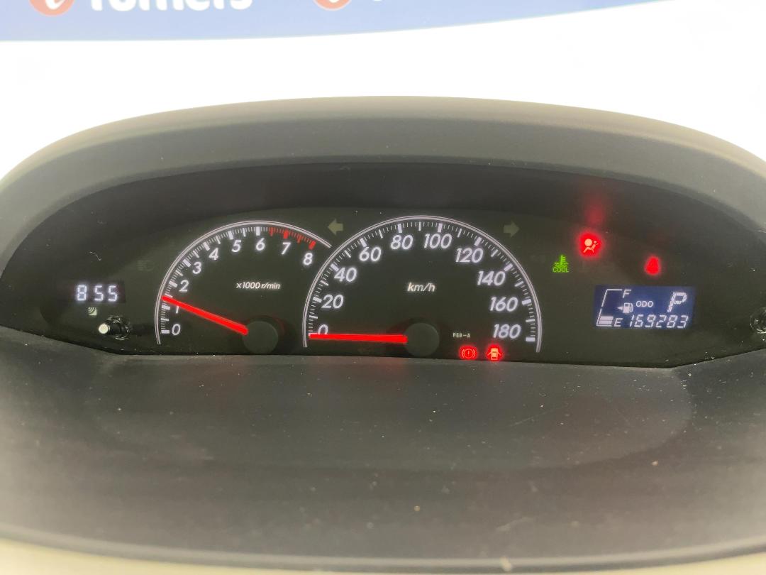 Photo '21' of Toyota Vitz