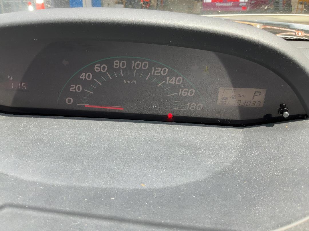 Photo '18' of Toyota Vitz