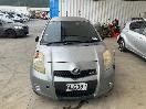 Thumbnail '2' of Toyota Vitz