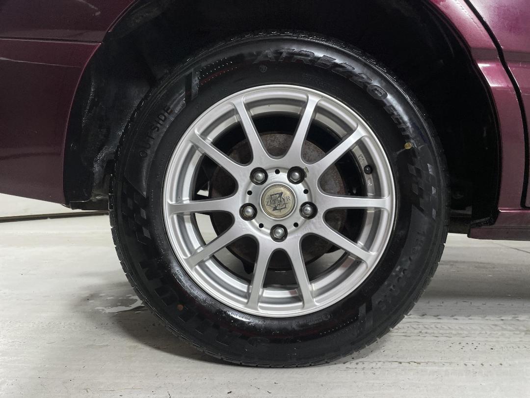 Photo '10' of Toyota Voxy Photo '10' of Toyota Voxy