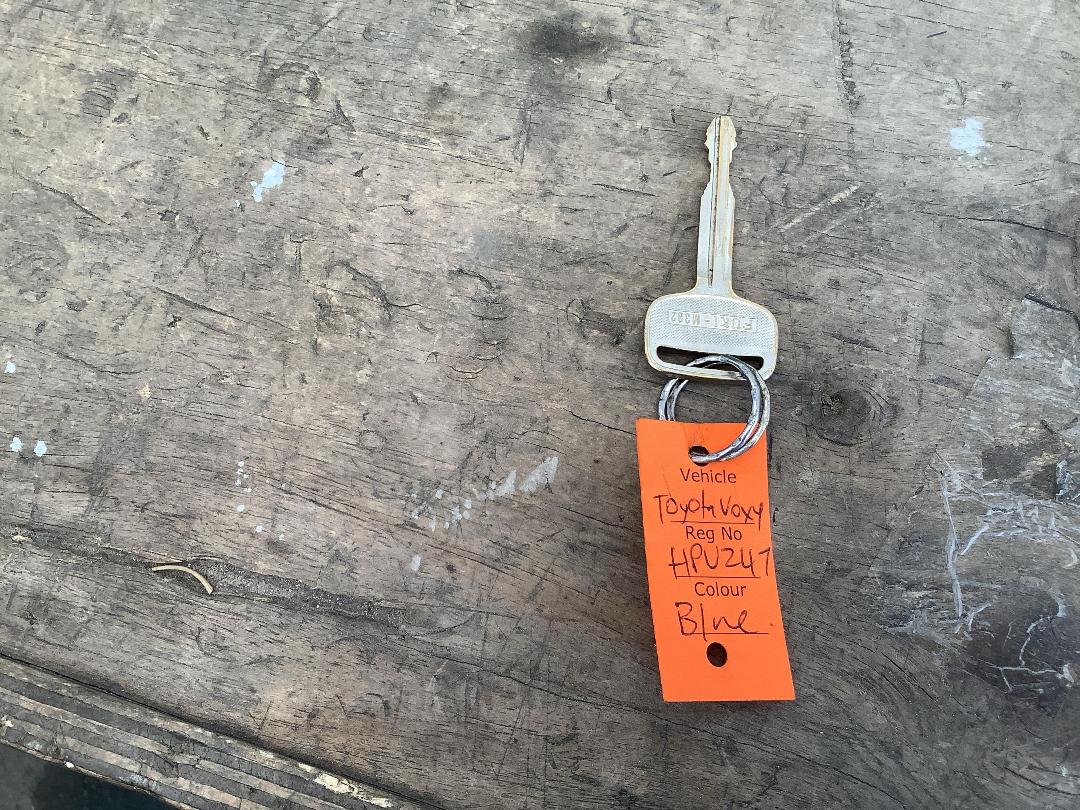 Photo '16' of Toyota Voxy