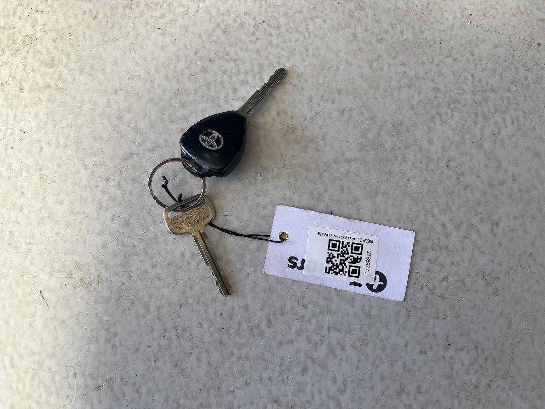 Photo '22' of Toyota Voxy