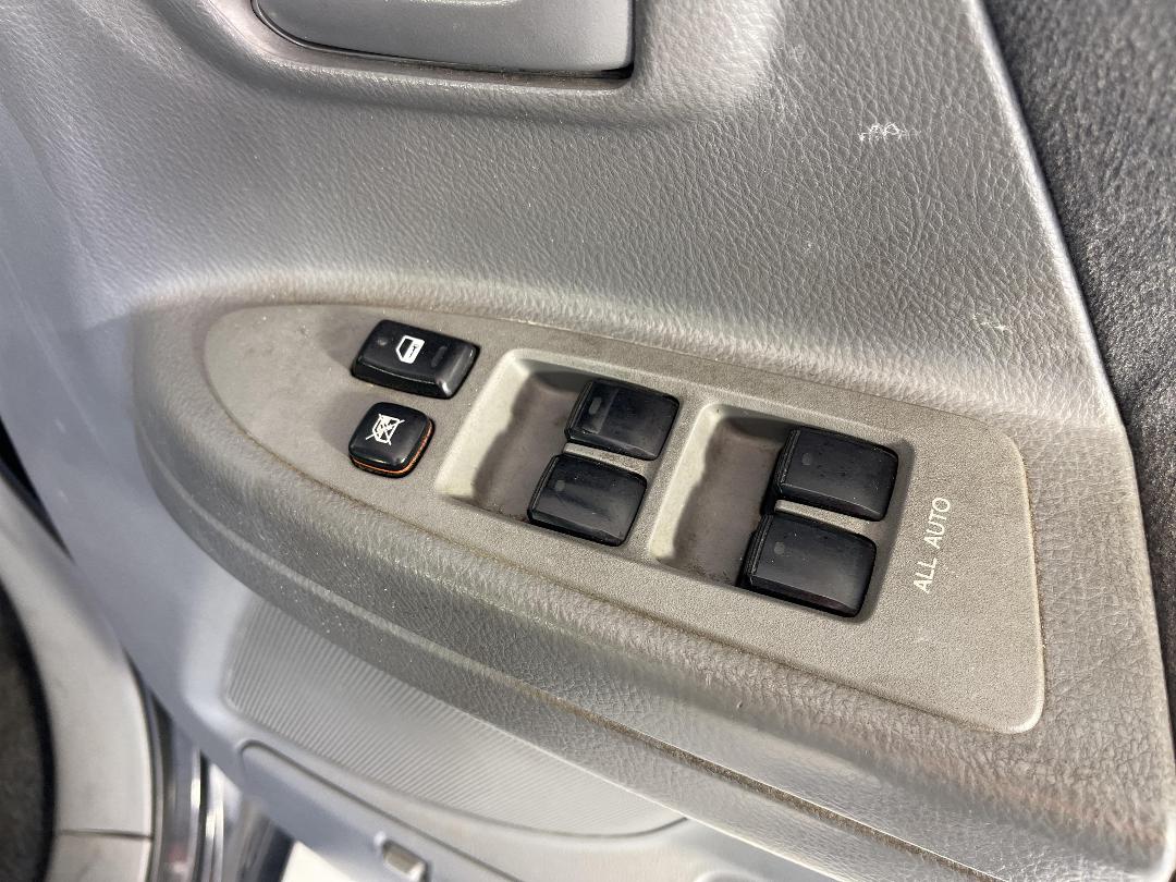 Photo '23' of Toyota Voxy