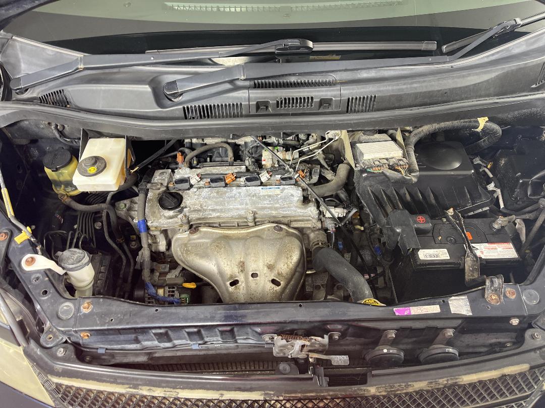 Photo '13' of Toyota Voxy