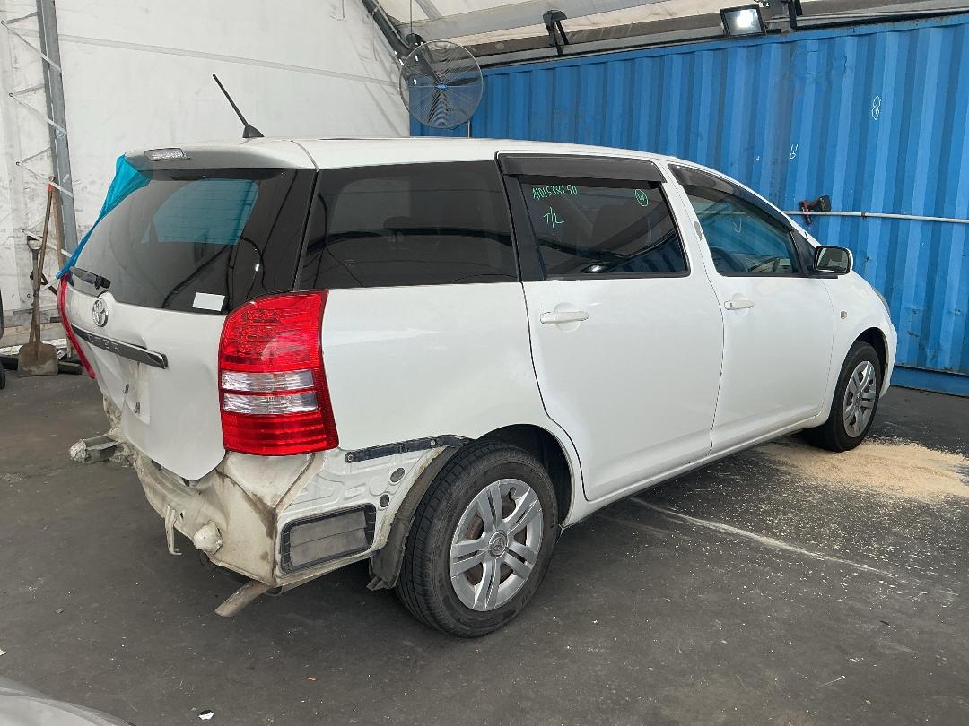 Photo '5' of Toyota Wish