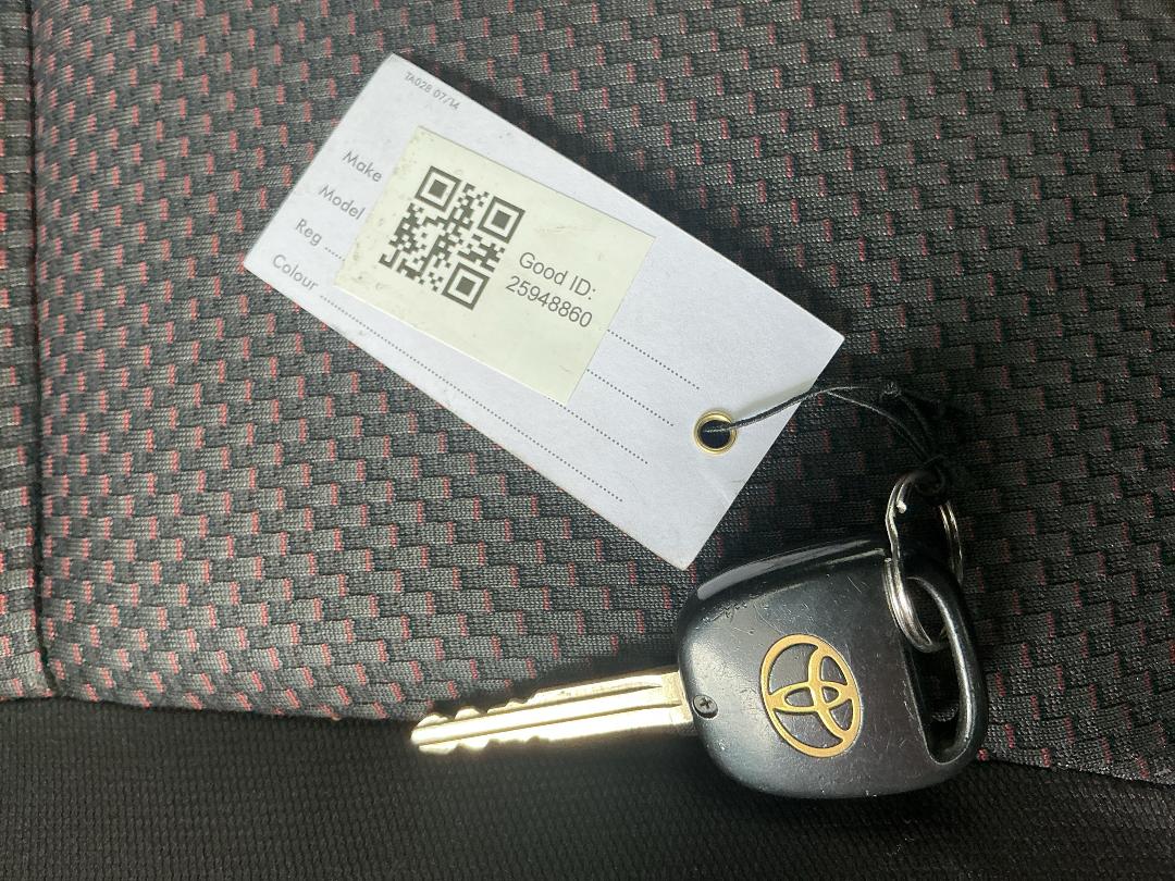 Photo '35' of Toyota Wish