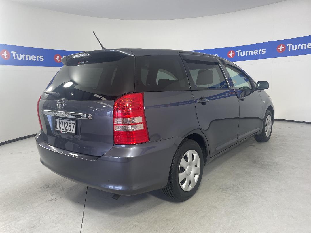 Photo '7' of Toyota Wish