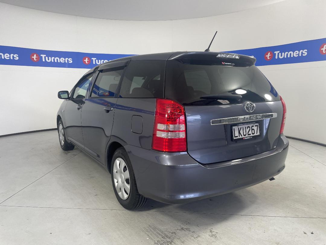 Photo '5' of Toyota Wish