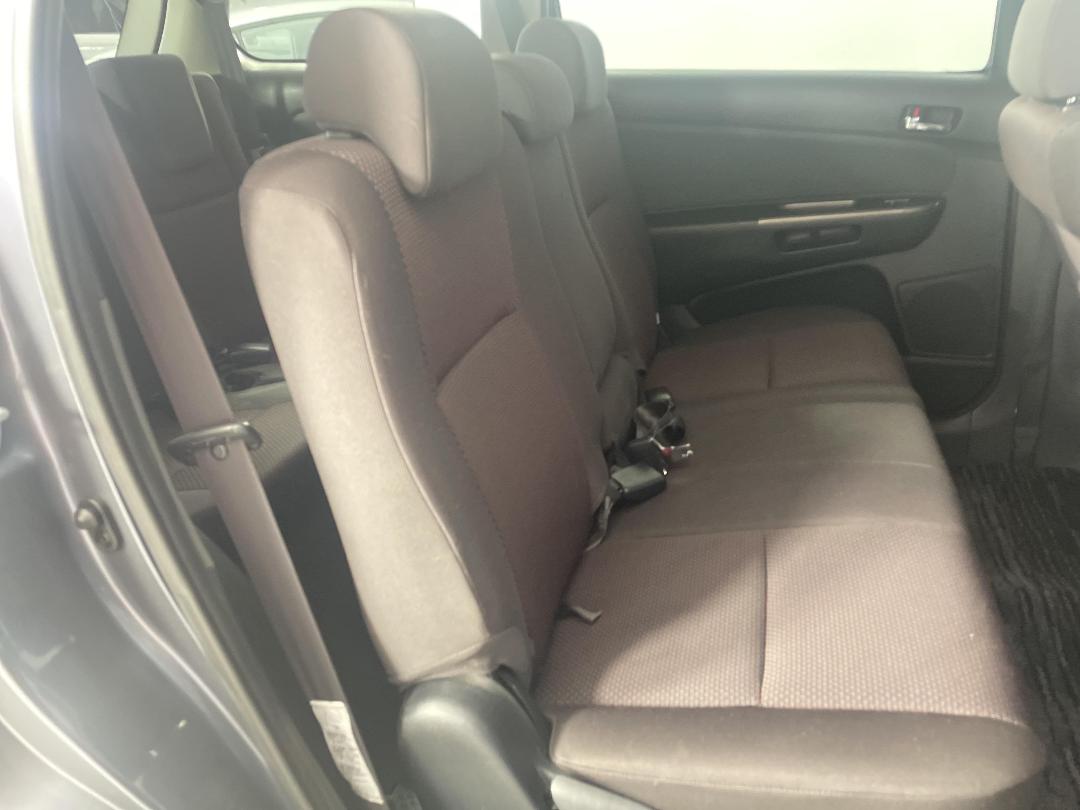 Photo '20' of Toyota Wish