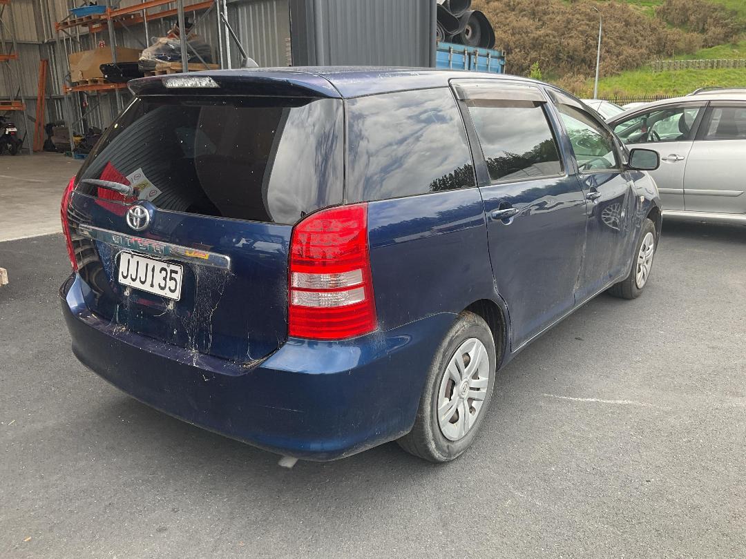 Photo '4' of Toyota Wish Photo '4' of Toyota Wish