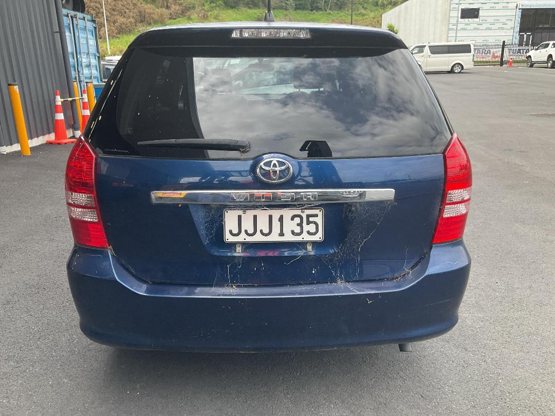 Photo '8' of Toyota Wish Photo '8' of Toyota Wish