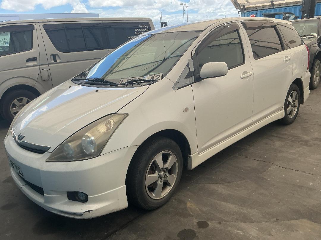 Photo '2' of Toyota Wish Photo '2' of Toyota Wish