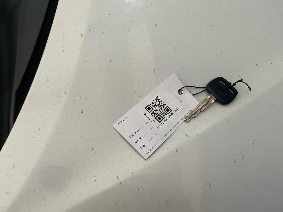 Photo '13' of Toyota Wish Photo '13' of Toyota Wish