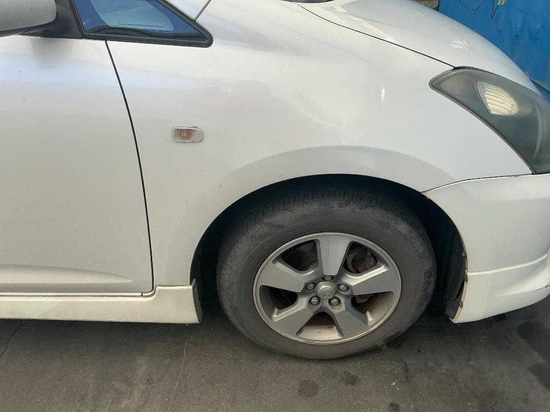 Photo '21' of Toyota Wish Photo '21' of Toyota Wish