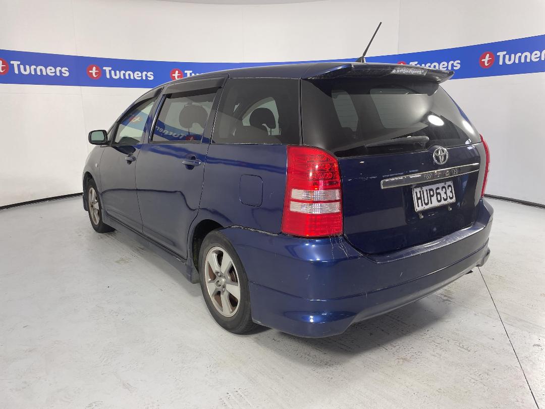 Photo '4' of Toyota Wish Photo '4' of Toyota Wish