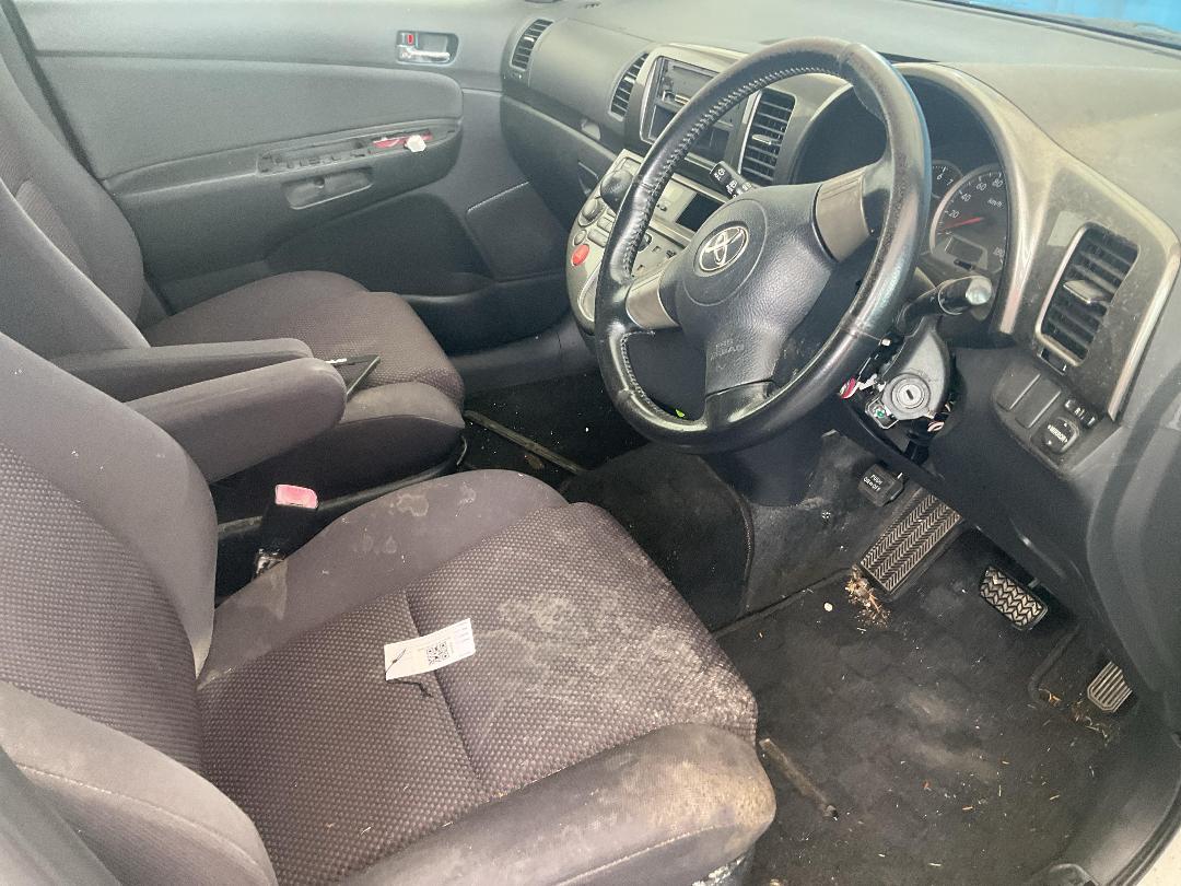 Photo '6' of Toyota Wish Photo '6' of Toyota Wish