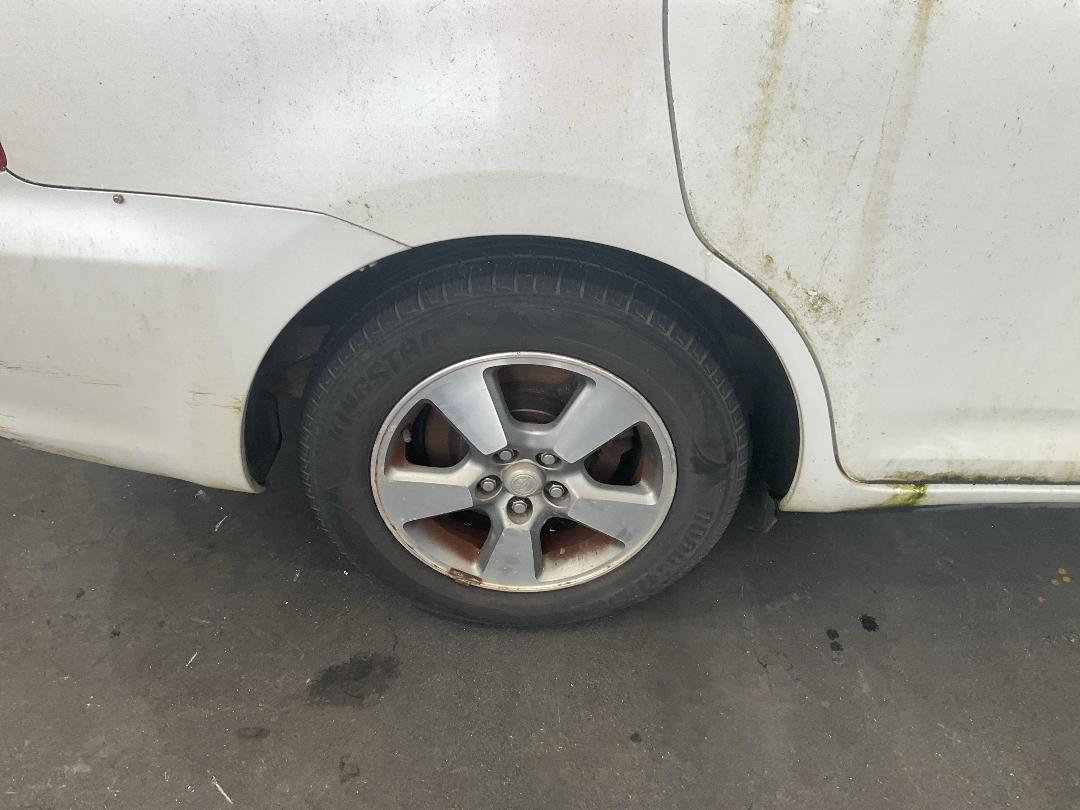 Photo '13' of Toyota Wish Photo '13' of Toyota Wish