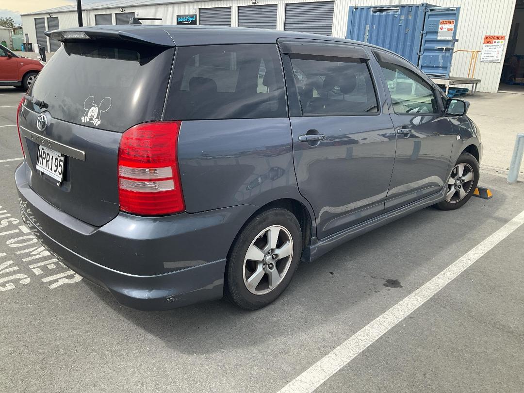 Photo '5' of Toyota Wish Photo '5' of Toyota Wish