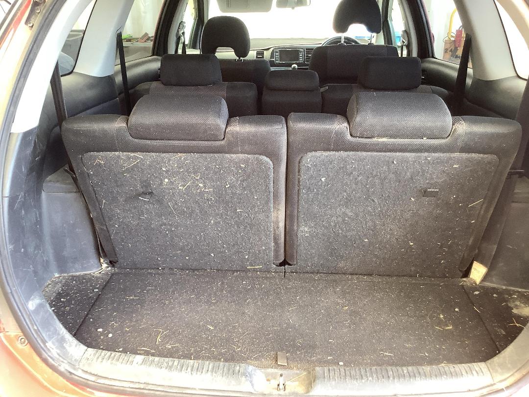 Photo '8' of Toyota Wish Photo '8' of Toyota Wish