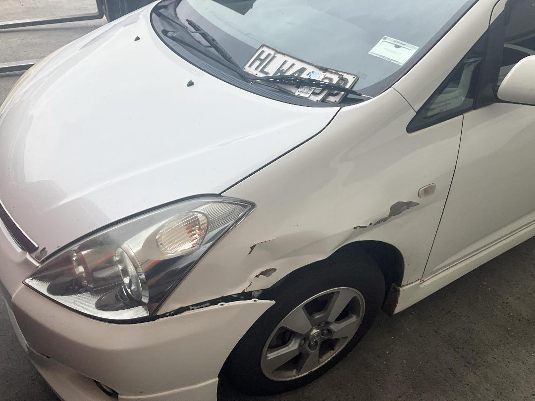 Photo '6' of Toyota Wish XS Package