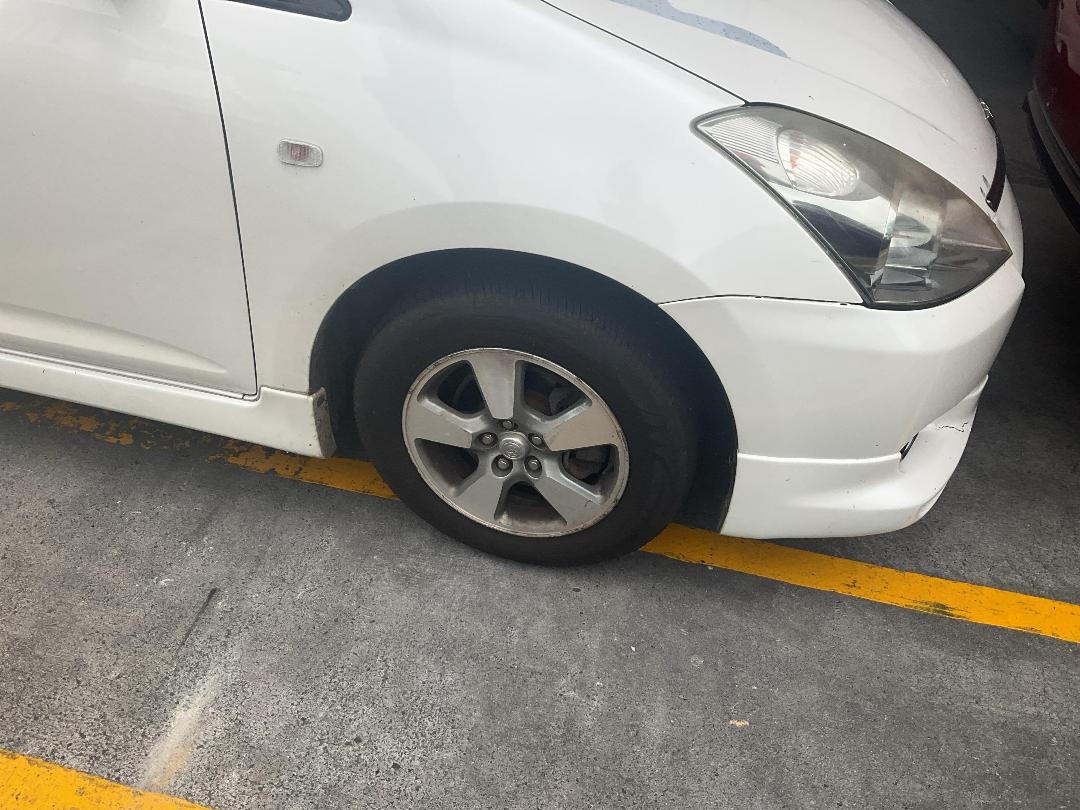 Photo '2' of Toyota Wish XS Package