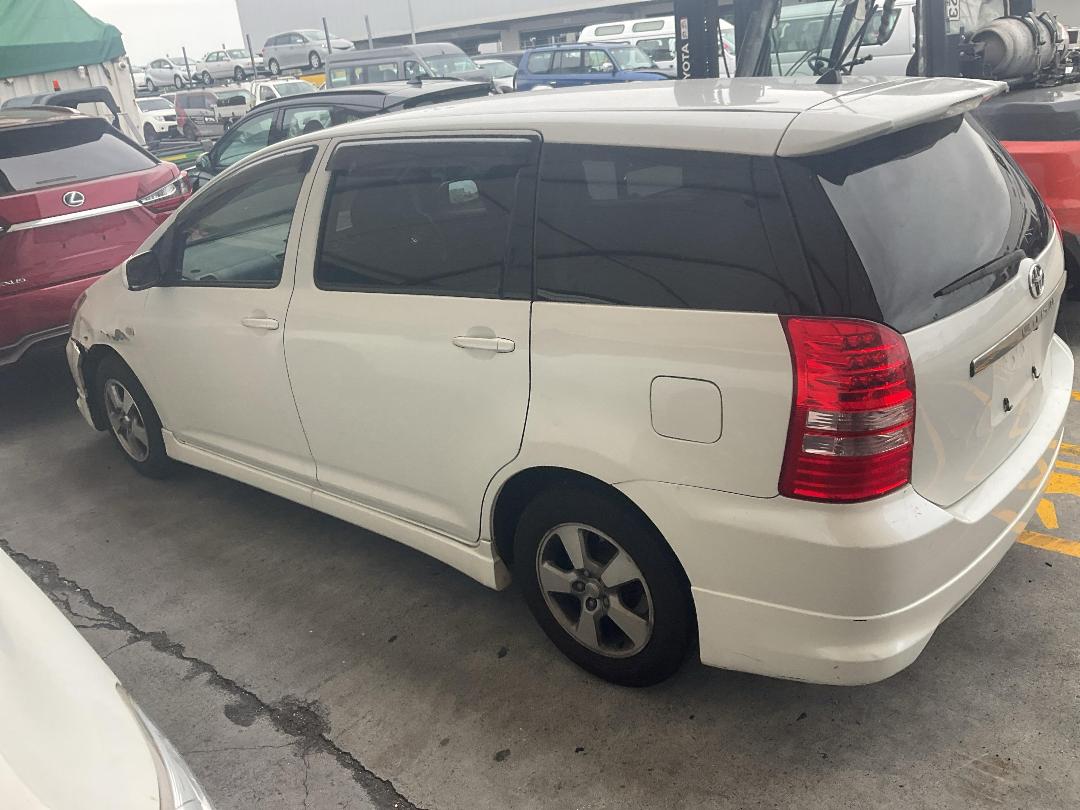 Photo '8' of Toyota Wish XS Package