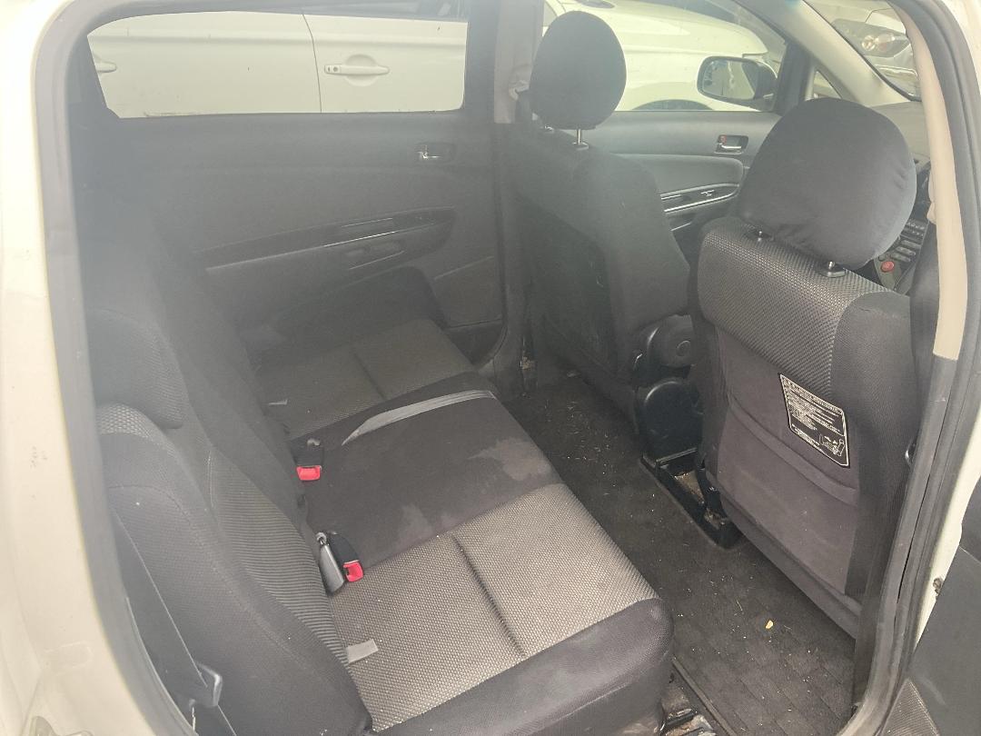 Photo '19' of Toyota Wish XS Package