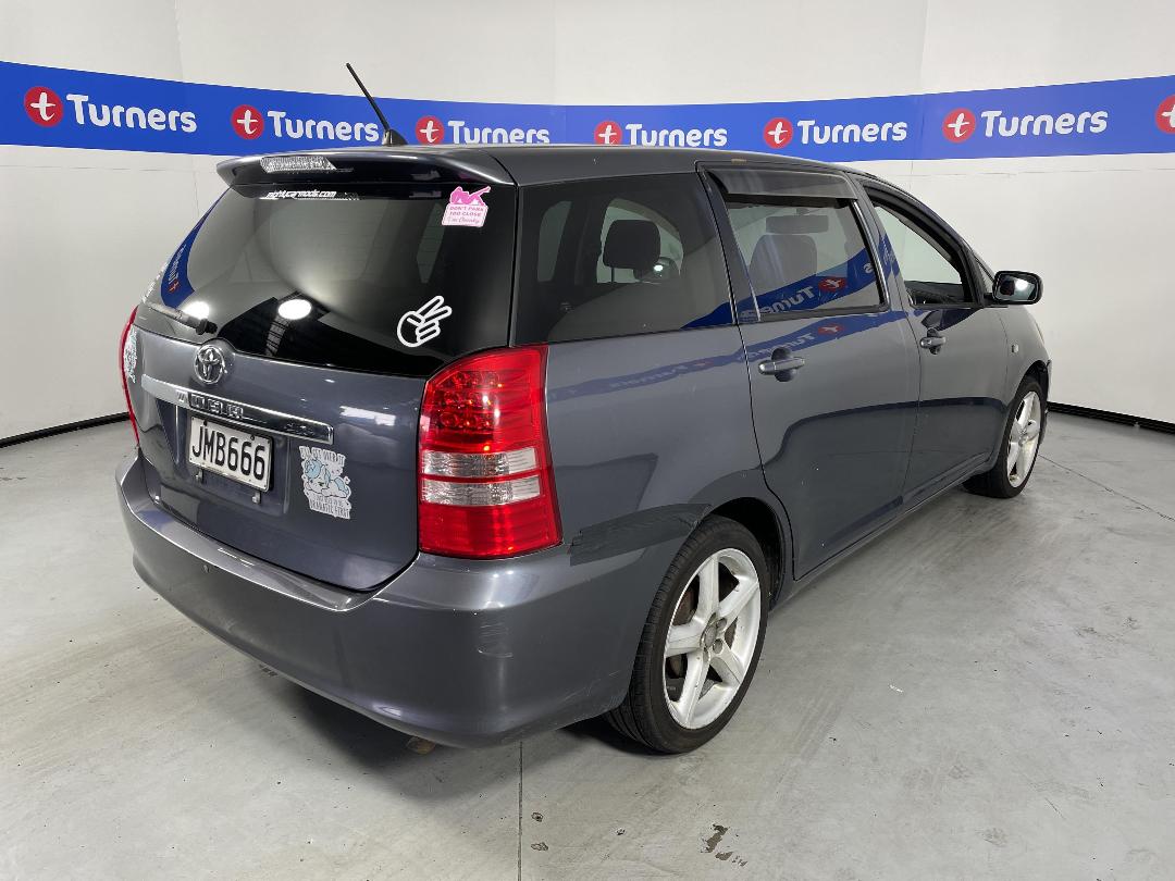 Photo '7' of Toyota Wish