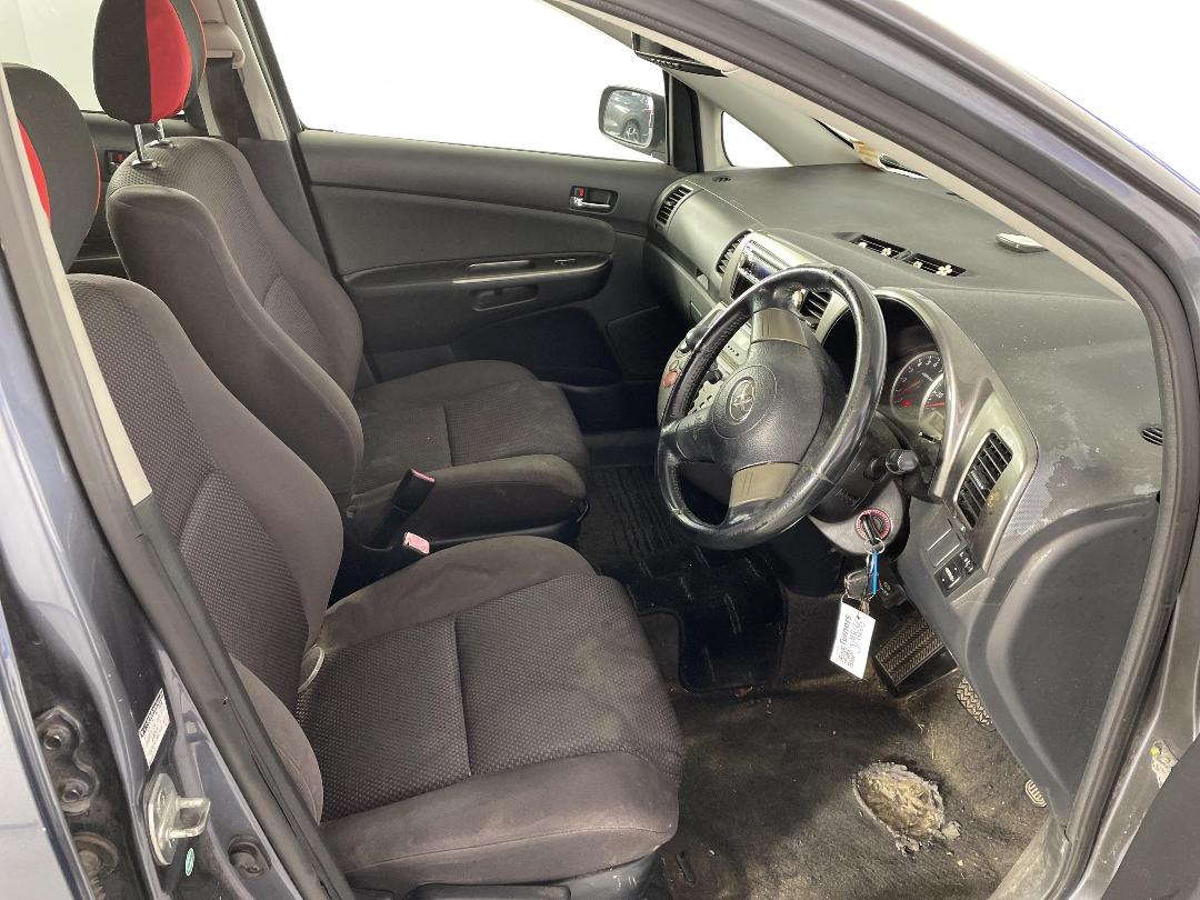 Photo '16' of Toyota Wish