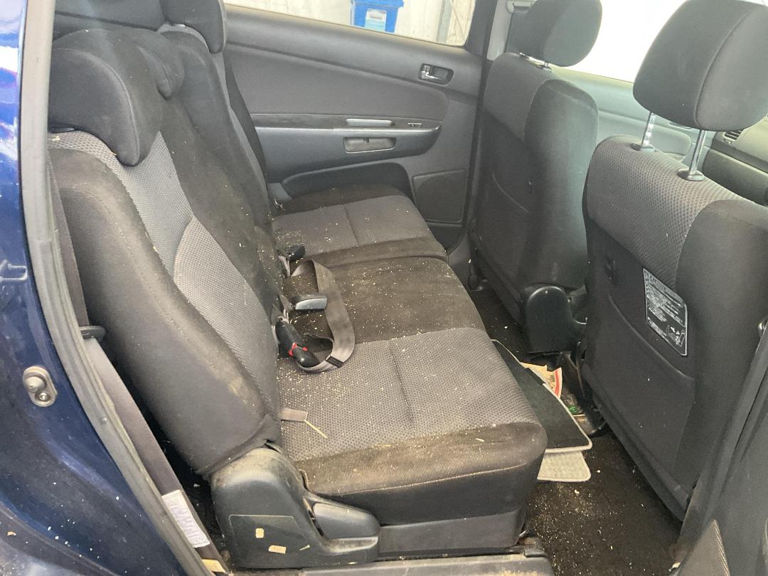 Photo '6' of Toyota Wish