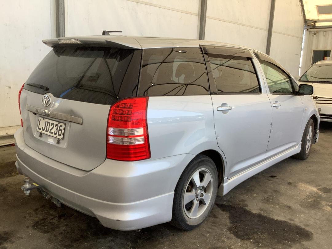 Photo '4' of Toyota Wish Photo '4' of Toyota Wish