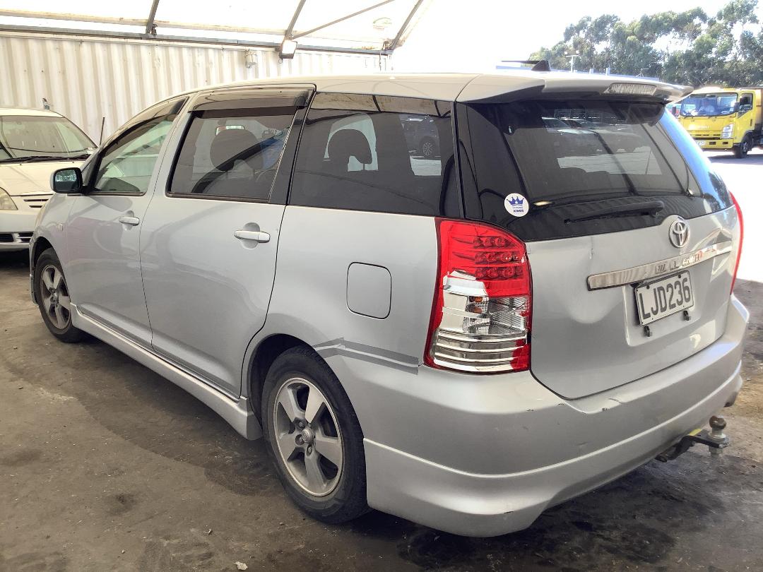 Photo '7' of Toyota Wish Photo '7' of Toyota Wish