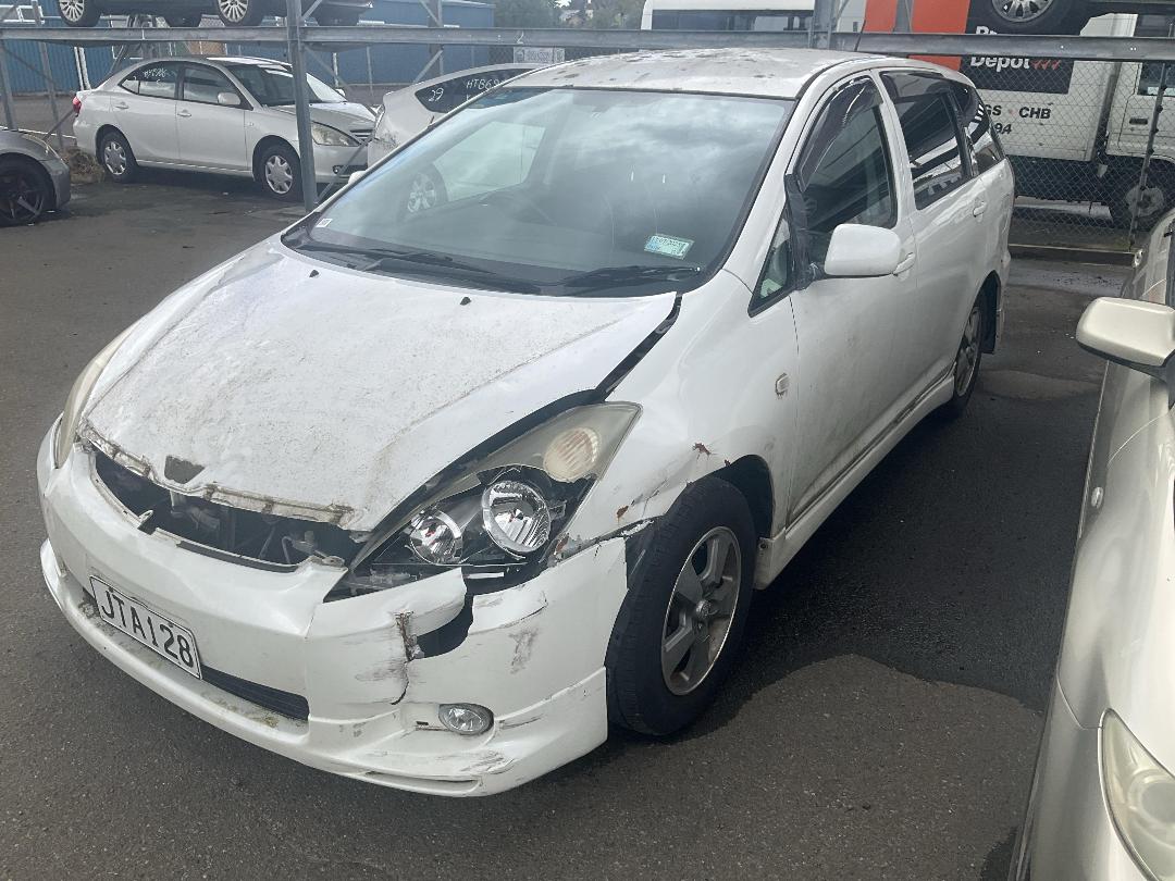 Photo '3' of Toyota Wish Photo '3' of Toyota Wish