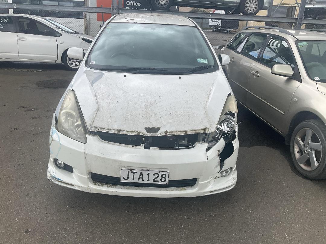 Photo '2' of Toyota Wish Photo '2' of Toyota Wish