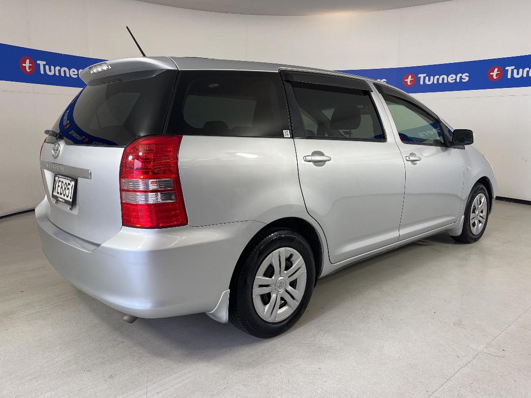 Photo '6' of Toyota Wish