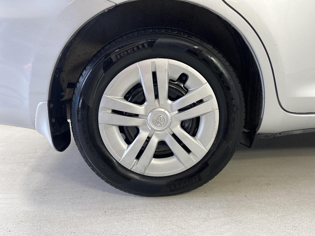 Photo '10' of Toyota Wish