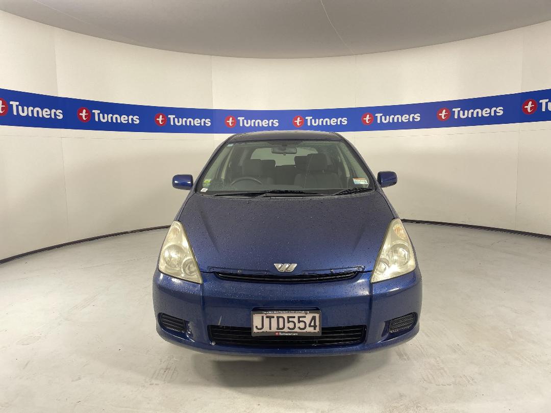 Photo '2' of Toyota Wish