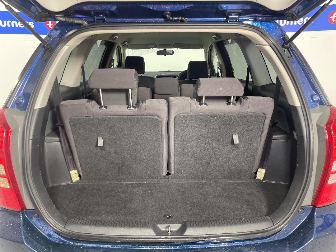 Photo '14' of Toyota Wish