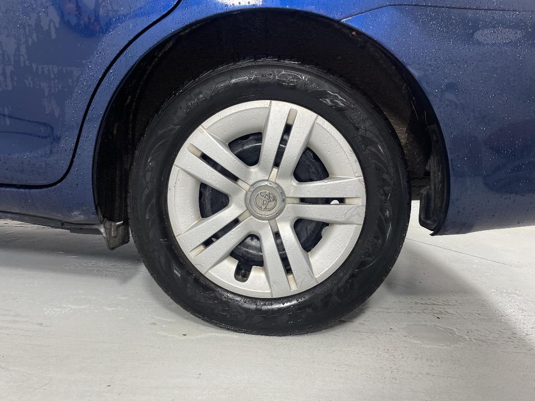 Photo '11' of Toyota Wish