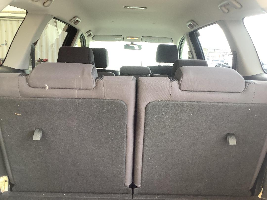 Photo '10' of Toyota Wish