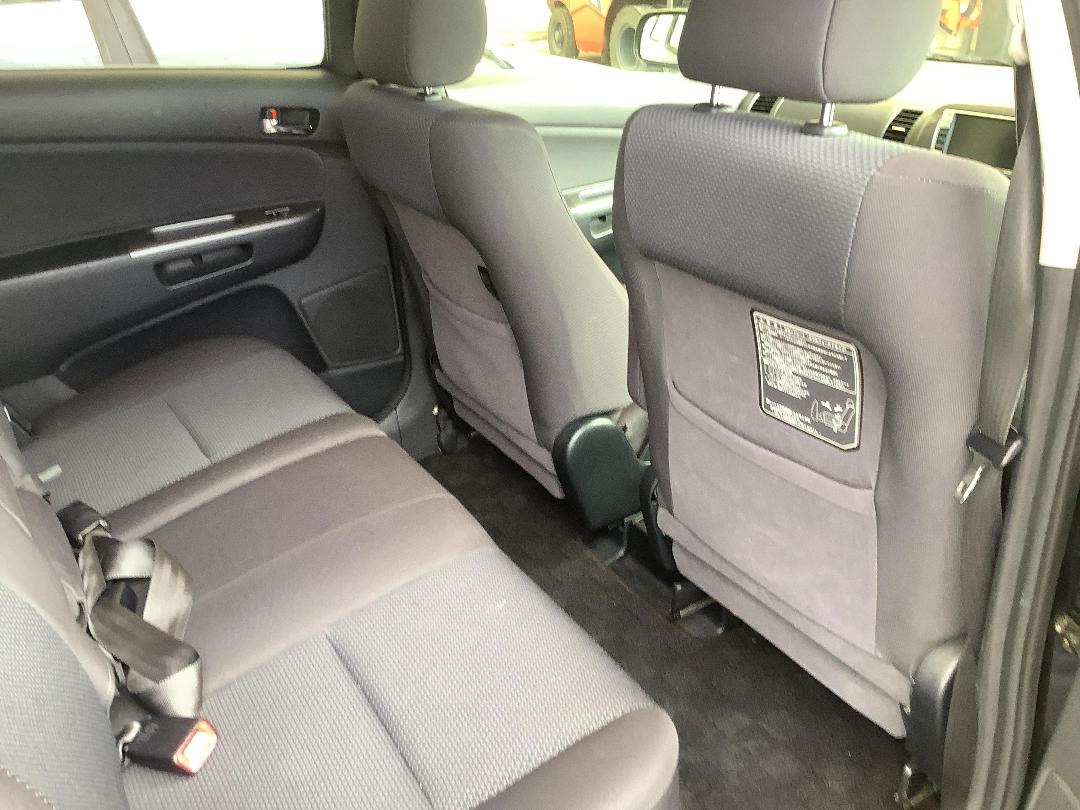 Photo '12' of Toyota Wish