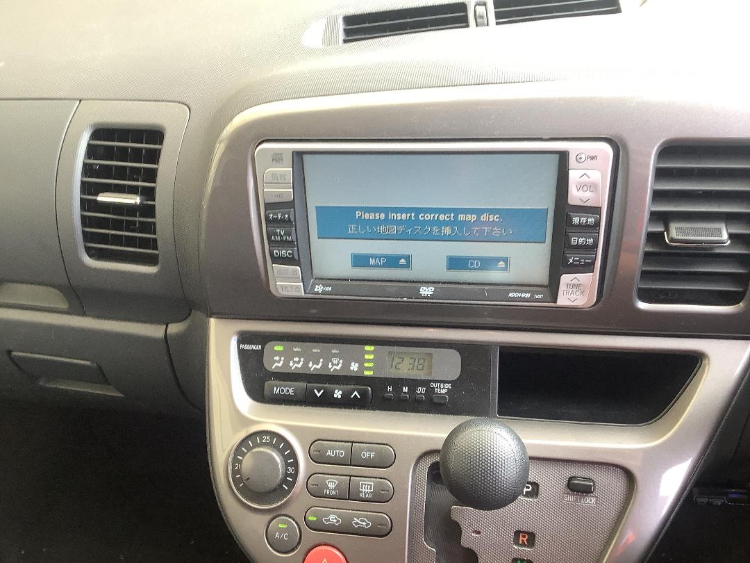 Photo '20' of Toyota Wish